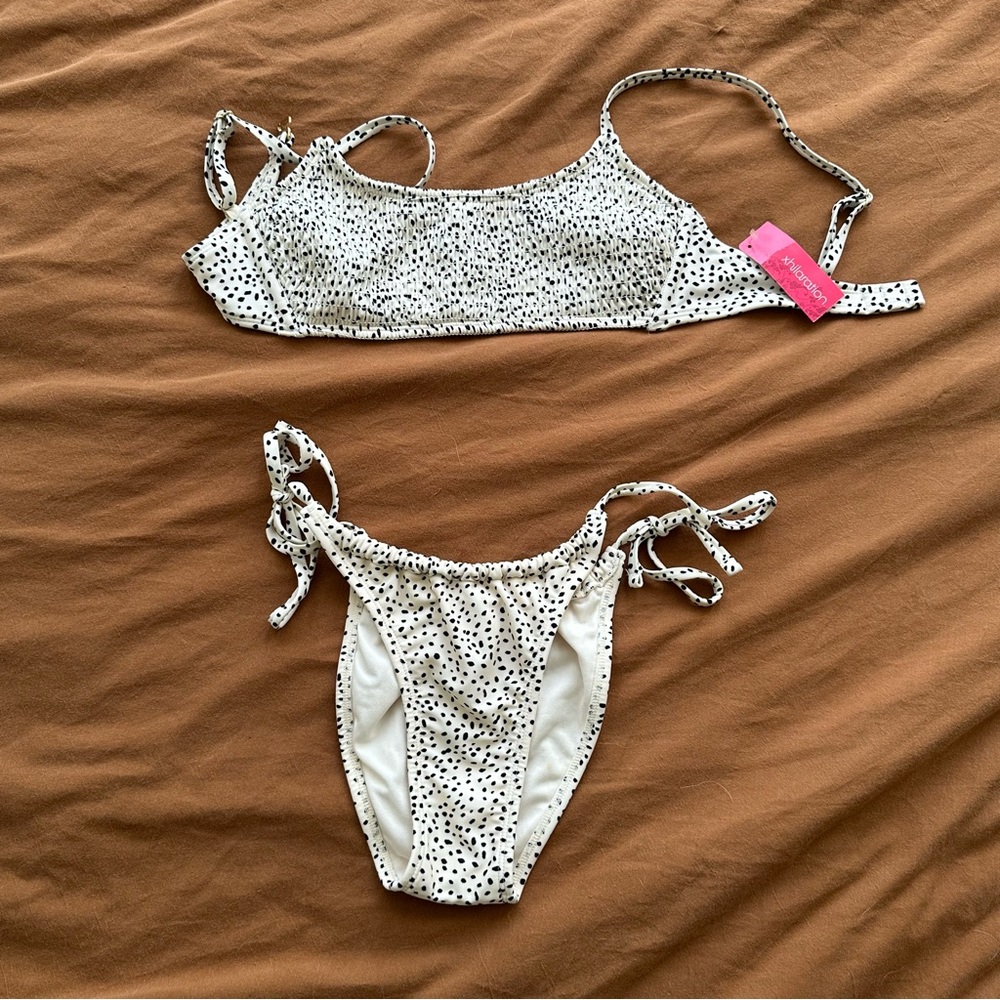 Xhilaration White Bikini Top with Black Speckle Print